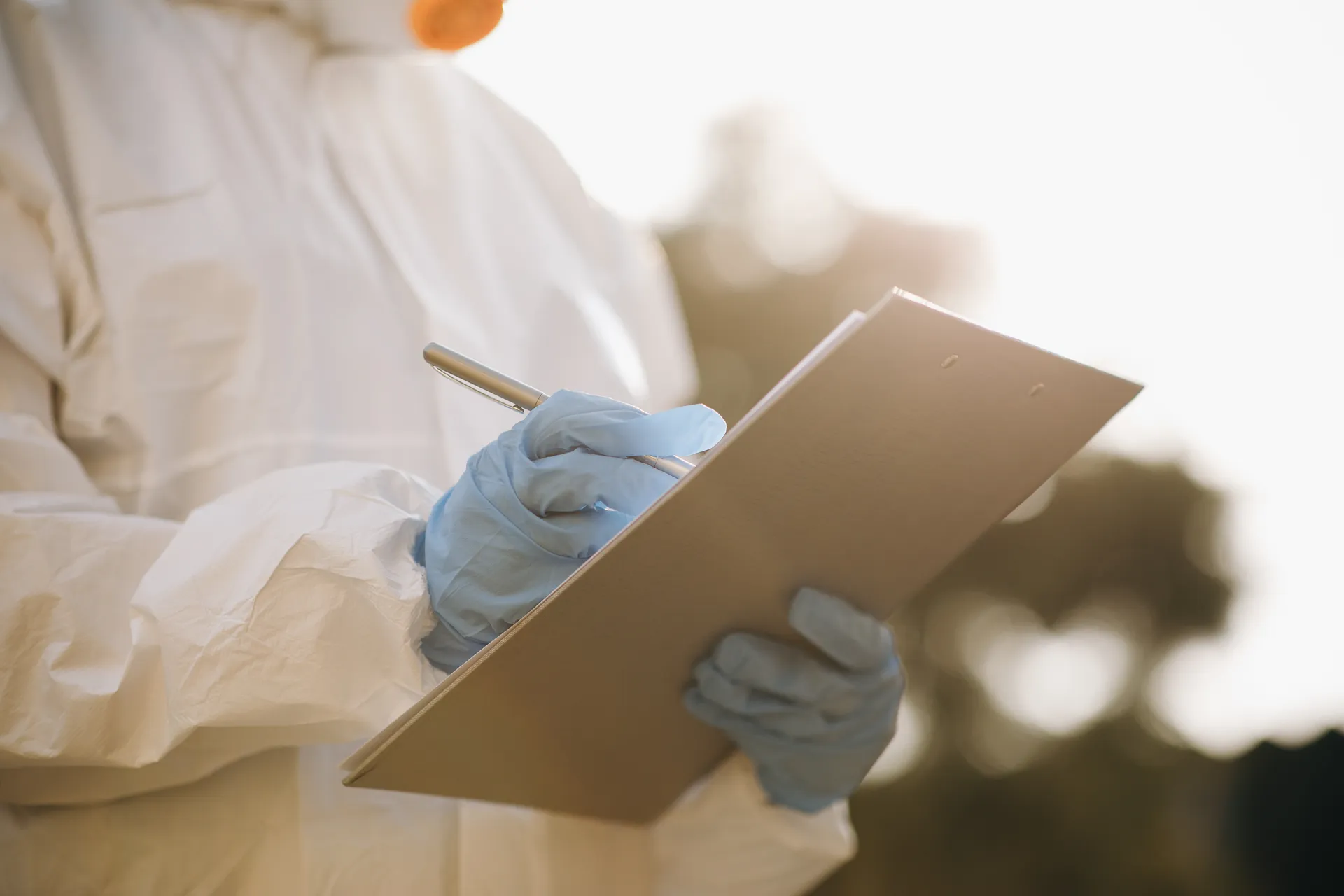 Dia do Infectologista – A linha de frente contra as doenças infecciosas